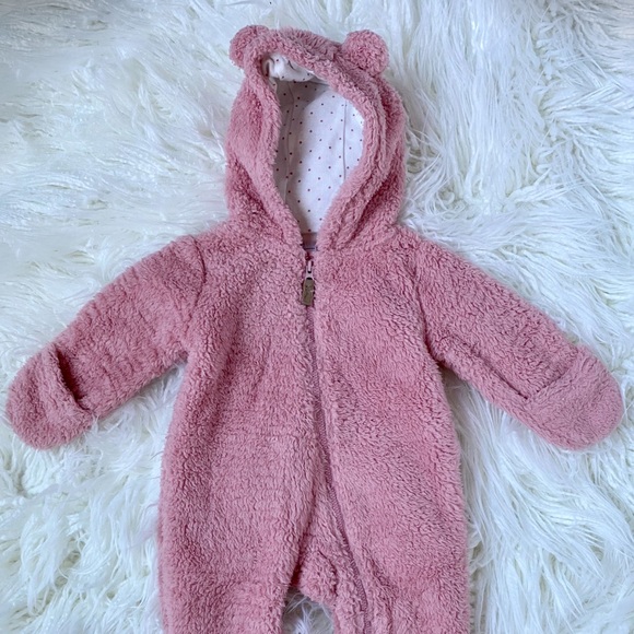 Carter’s Baby Girls Pink Sherpa Zipper Bear Bunting Snowsuit Size 0-3months - Picture 2 of 3